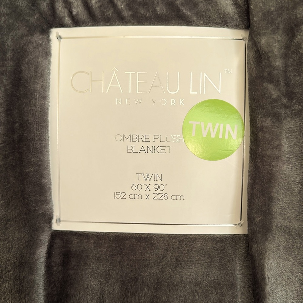 Plush Blanket Twin 60”x90” Gray Tones